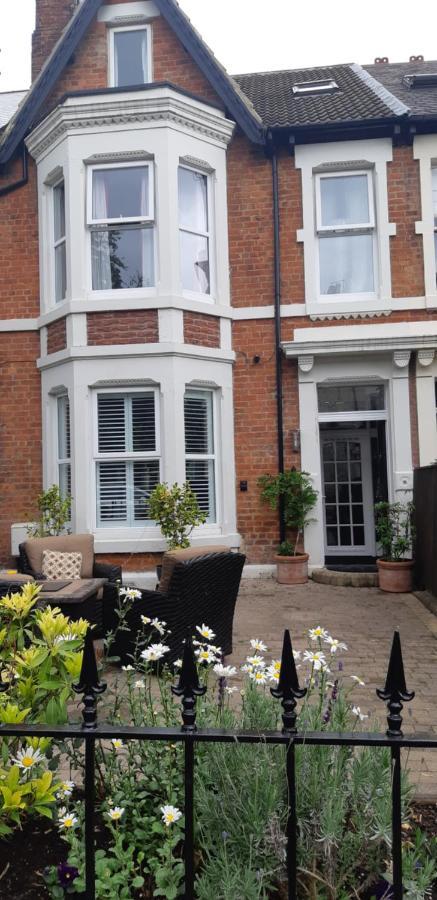 The Adelphi Bed & Breakfast Newcastle upon Tyne Eksteriør bilde